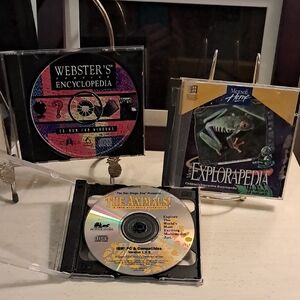 Microsoft ExploraPedia Interactive Encyclopedia - Multicolor